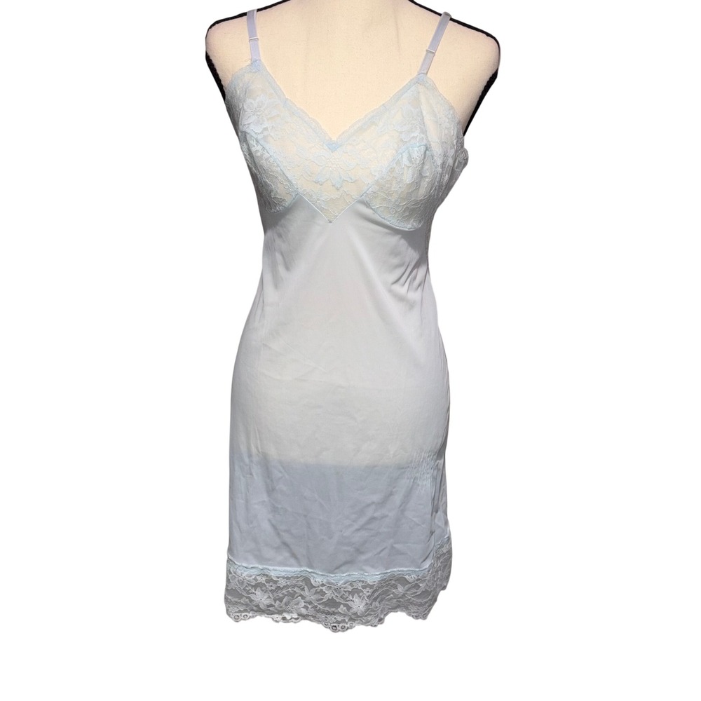 Vintage Lace Trim Vanity Fair Full Slip Women Small Light Blue